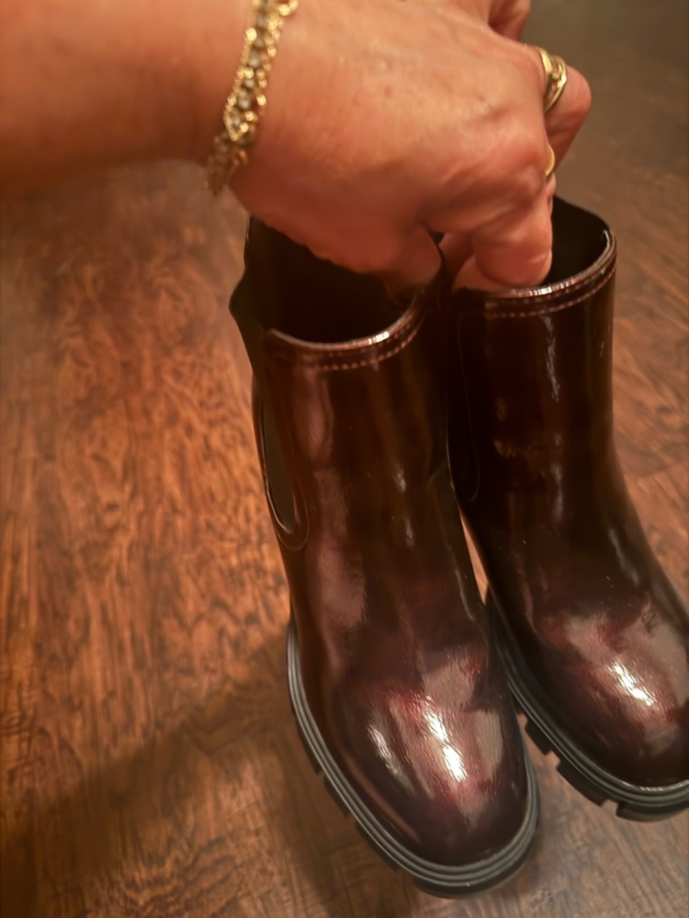 GBG Los Angeles Burgundy Patent Ankle Boots